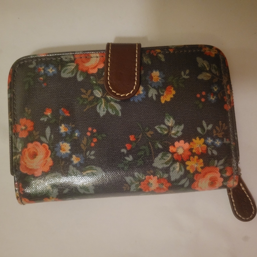 Cath Kidston NWOT Oilcloth Floral Chintz Women's Wallet In Dark Green